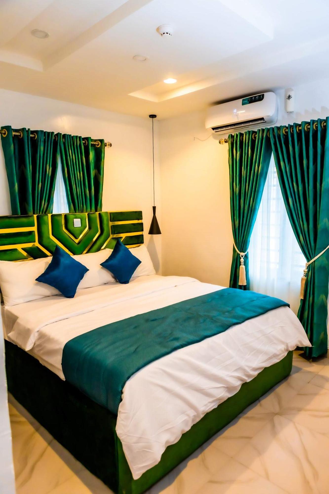 El Elyon Hotel And Suites Lagos Exterior foto